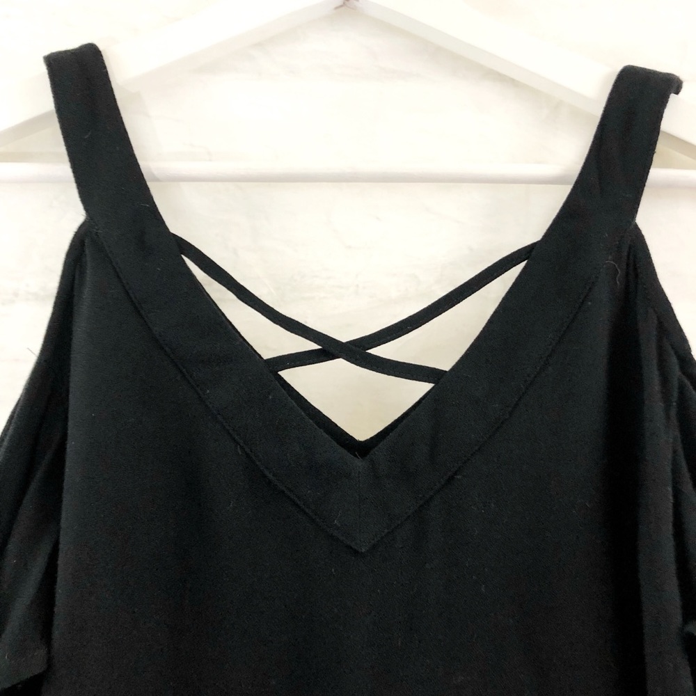 Cold Shoulder Top - Picture 4 of 4
